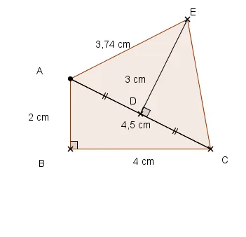 Figure ABCE avec D et point O Quadrilatère ABCE avec AB = 2 cm, BC = 4 cm, AC = 4,5 cm, DE = 3 cm et point O — exercice de maths en 4ème sur la rotation, calculs d'aires