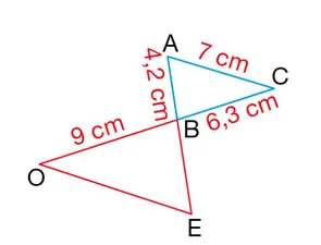 Cas b : triangles OBE et ABC Triangles OBE et ABC avec AB = 4,2 cm, AC = 7 cm, BC = 6,3 cm et OB = 9 cm — exercice de maths en 3ème sur les homothéties