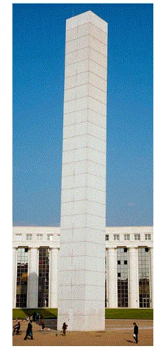 Tour Belvédère de Cergy-Pontoise Photographie de la tour Belvédère de Cergy-Pontoise, haute colonne de pavés blancs empilés — exercice de maths en 6ème sur les volumes